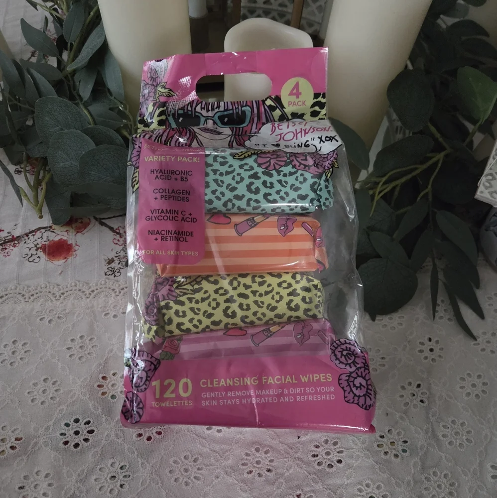 Betsey Johnson Pink and Yellow Cleansing Facial Wipes - Picture 2 of 6
